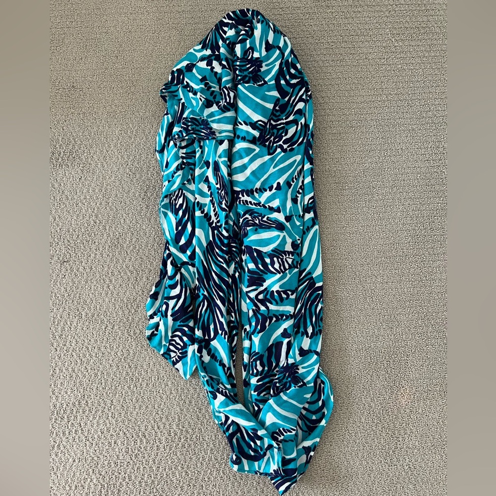 Lilly Pulitzer Blue and Black Patterned Scarf